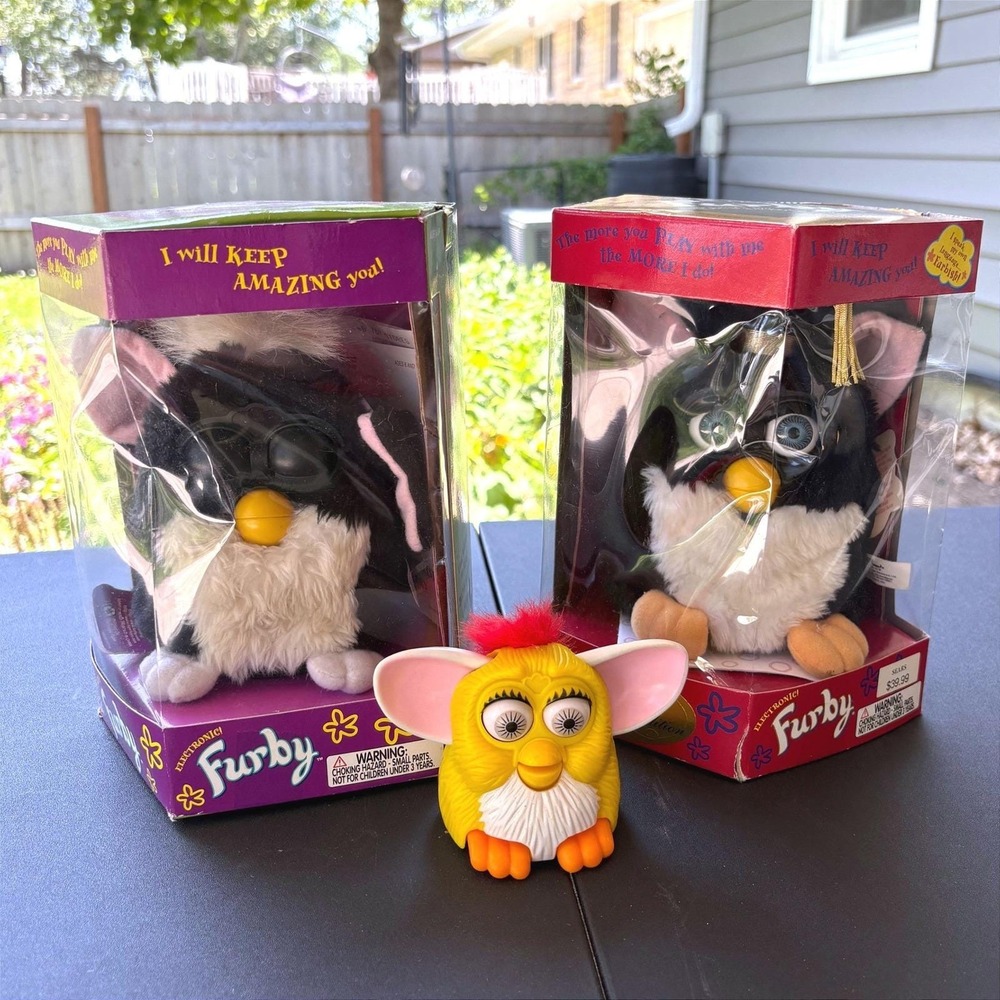 Tiger‎ Electronics Furby 1999 Graduation Limited Edition Tuxedo Lot  PARTS ONLY